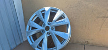 Laden Sie das Bild in den Galerie-Viewer, 1x Alufelge 17 Zoll 7.0" 5x112 45ET 57A601025AJ Skoda Karoq Rim Wheel FEL8630067015wy