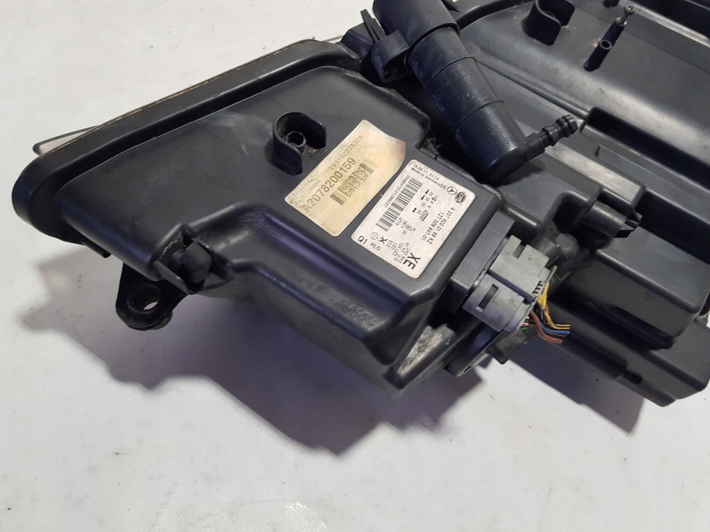 Frontscheinwerfer Mercedes-Benz C207 A2078200159 Xenon Rechts oder Links SCH6470492488jz