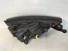 Laden Sie das Bild in den Galerie-Viewer, Frontscheinwerfer Skoda Kamiq 658941015 Links Scheinwerfer Headlight SCH8444153930ol