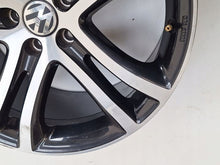Laden Sie das Bild in den Galerie-Viewer, 1x Alufelge 19 Zoll 9.0" 5x112 33ET Glanz Schwarz 5N0071499 VW Tiguan Rim Wheel FEL6331688850hj