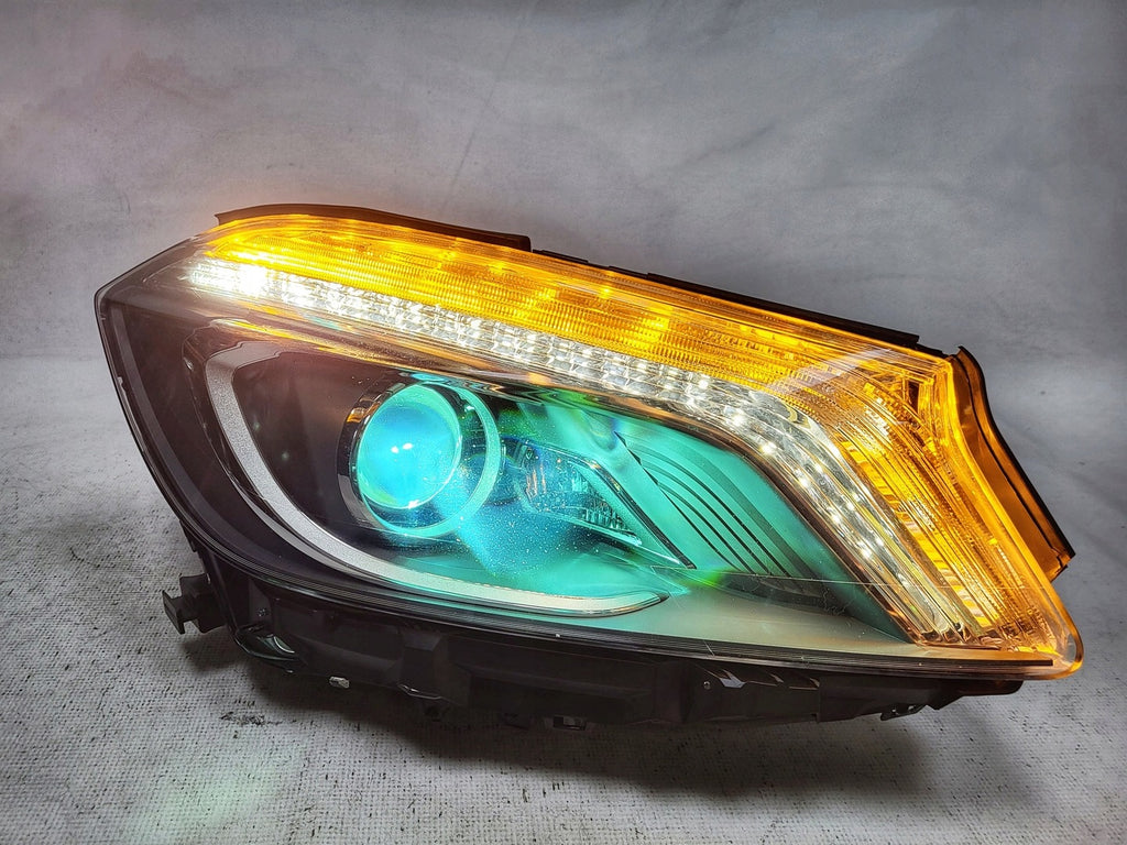 Frontscheinwerfer Mercedes-Benz W176 A1768200661 Xenon Rechts Headlight SCH1459753172bo