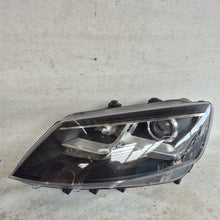 Laden Sie das Bild in den Galerie-Viewer, Frontscheinwerfer Seat Alhambra 7N5941751 Xenon Links Scheinwerfer Headlight SCH1393721665ws