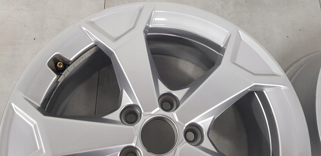 2x Alufelge 17 Zoll 6.5" 5x112 83A601025AL Audi Q3 Rim Wheel FEL4916380643te