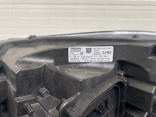 Laden Sie das Bild in den Galerie-Viewer, Frontscheinwerfer Volvo V40 32228484 LED Rechts Scheinwerfer Headlight SCH2037161081pw