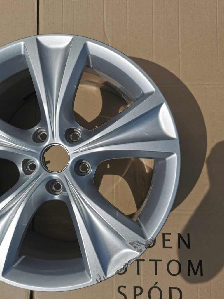 1x Alufelge 17 Zoll 7.5" 5x112 46ET Glanz Silber 5FA601025C Seat Leon Rim Wheel