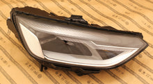 Laden Sie das Bild in den Galerie-Viewer, Frontscheinwerfer Audi A4 B9 8W0941012 LED Rechts Scheinwerfer Headlight