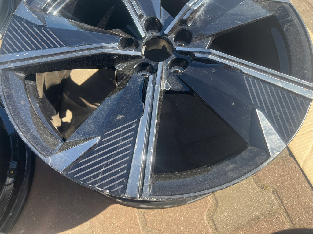 1x Alufelge 20 Zoll 8.5" 5x108 45ET Glanz Schwarz 9837449277 Peugeot 508