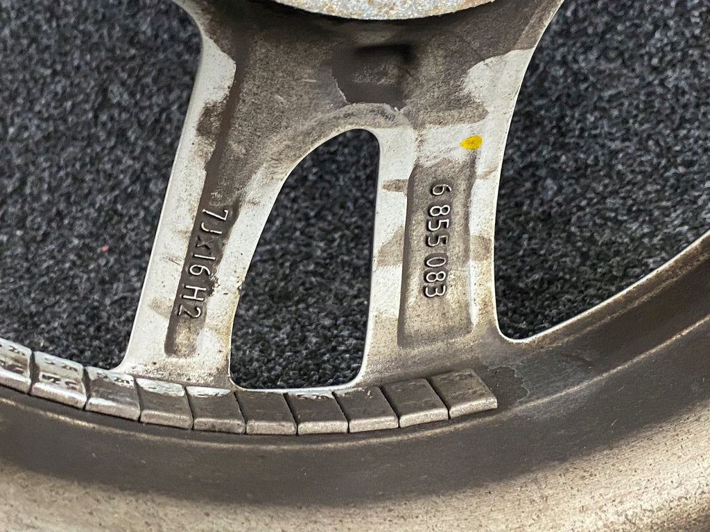 1x Alufelge 16 Zoll 7.0" 5x112 47ET Glanz Silber 6855083 BMW F45 F46 Rim Wheel