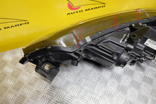 Laden Sie das Bild in den Galerie-Viewer, Frontscheinwerfer Mitsubishi Outlander 8301CB-64 Full LED Rechts Headlight