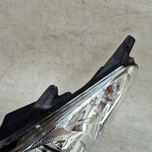 Laden Sie das Bild in den Galerie-Viewer, Frontscheinwerfer Hyundai I20 92101-4P000 Links Scheinwerfer Headlight SCH1683720571ub