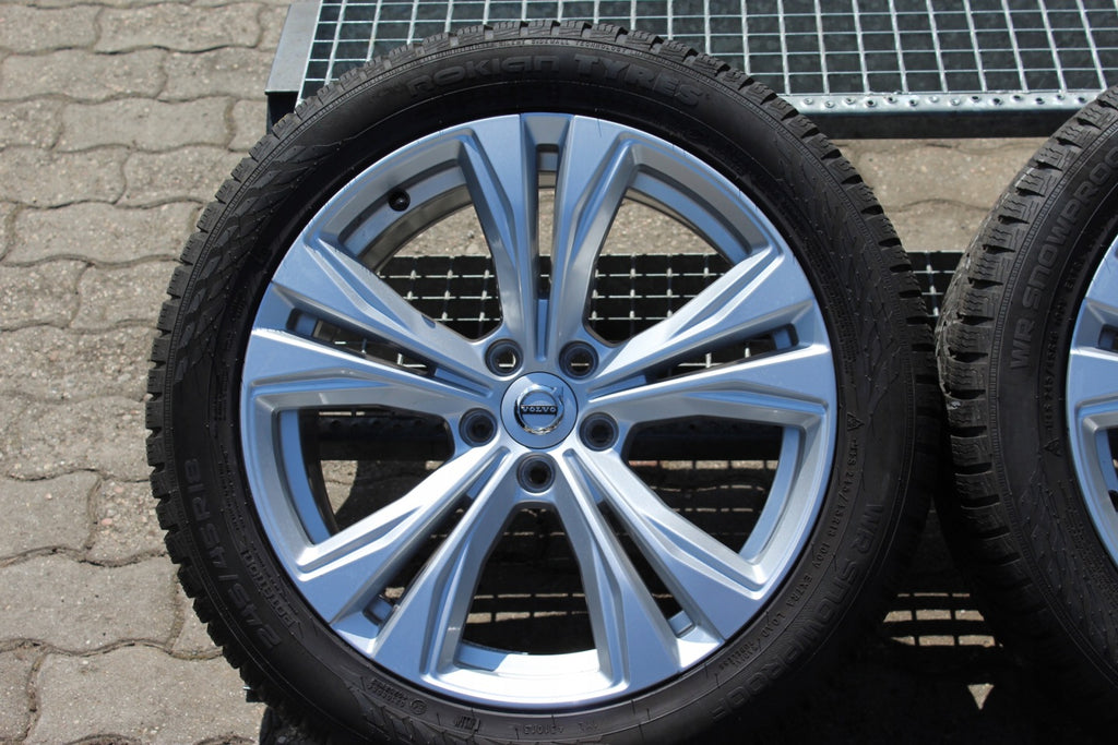 4x Alufelge 18 Zoll 8.0" 5x108 42ET Glanz Silber 32243390 Volvo V60 S60 FEL3500393619is