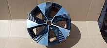 Load image into Gallery viewer, 1x Alufelge 18 Zoll 8.0" 5x114.3 34ET 403002015R Renault Megane 1 Rim Wheel FEL8749499520ml