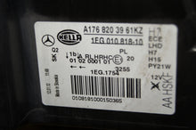 Laden Sie das Bild in den Galerie-Viewer, Frontscheinwerfer Mercedes-Benz A1768203961KZ Rechts Scheinwerfer Headlight SCH6429076531as