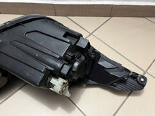 Laden Sie das Bild in den Galerie-Viewer, Frontscheinwerfer Hyundai I10 92101-B9 Links Scheinwerfer Headlight SCH4197370116fx
