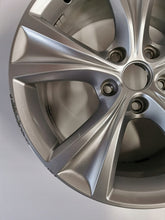 Load image into Gallery viewer, 1x Alufelge 17 Zoll 7.5" 5x112 46ET Glanz Silber 5FA601025C Seat Leon Rim Wheel FEL9517588802le
