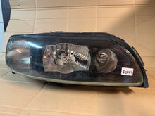 Laden Sie das Bild in den Galerie-Viewer, Frontscheinwerfer Volvo V70 S60 190202 Rechts Scheinwerfer Headlight SCH3814058381lm