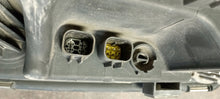 Laden Sie das Bild in den Galerie-Viewer, Frontscheinwerfer Man 8125101-6660 Rechts Scheinwerfer Headlight SCH8339586190bu