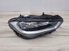 Laden Sie das Bild in den Galerie-Viewer, Frontscheinwerfer Mercedes-Benz Cla C118 A1189062000 Rechts Headlight SCH2916576623ek