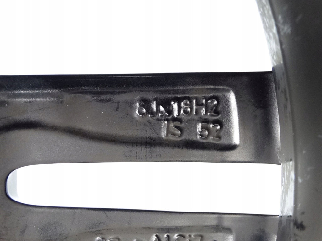 1x Alufelge 18 Zoll 8.0" 5x120 52ET Glanz Schwarz 8074186 BMW 1 F21 F20 FEL9316552206vu