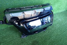Laden Sie das Bild in den Galerie-Viewer, Frontscheinwerfer Skoda Kamiq 657941015B Links Scheinwerfer Headlight SCH9432353950wo