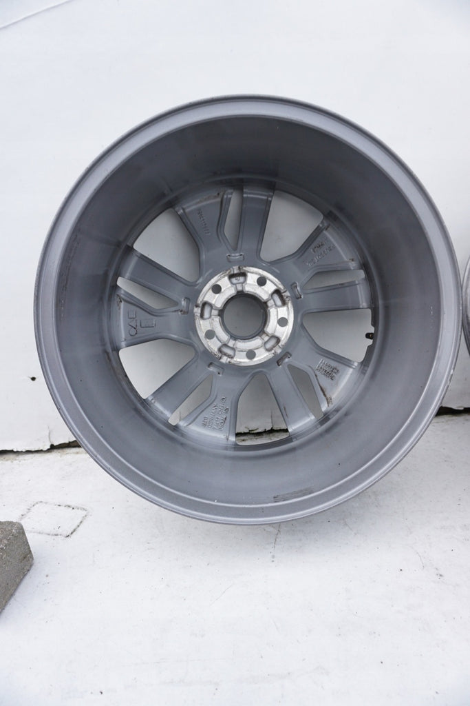 1x Alufelge 17 Zoll 7.0" 5x108 40ET Glanz Graphit 9814117977 Peugeot Rim Wheel FEL7957842238qf