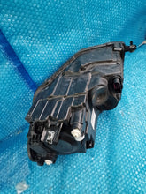 Laden Sie das Bild in den Galerie-Viewer, Frontscheinwerfer VW Caddy 2K1941016B LED Rechts Scheinwerfer Headlight