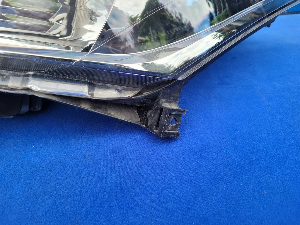 Frontscheinwerfer Toyota Auris 81150-02530 Xenon Links Scheinwerfer Headlight