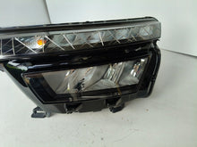 Laden Sie das Bild in den Galerie-Viewer, Frontscheinwerfer Skoda Kamiq 658941015 LED Ein Stück (Rechts oder Links) SCH8937221743cq