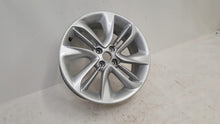 Laden Sie das Bild in den Galerie-Viewer, 1x Alufelge 17 Zoll 7.0" 4x100 44ET Opel Corsa E Rim Wheel FEL9164600206bo