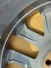 Load image into Gallery viewer, 1x Alufelge 17 Zoll 7.0" 5x114.3 40ET Grau 40304770 Renault Megane 1 Iv FEL1859564571pf
