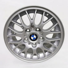 Laden Sie das Bild in den Galerie-Viewer, 1x Alufelge 15 Zoll 6.5&quot; 5x120 1095336 BMW E36 E38 E34 Rim Wheel