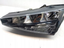 Laden Sie das Bild in den Galerie-Viewer, Frontscheinwerfer Skoda Scala 657941015 Links Scheinwerfer Headlight SCH9879404723pt