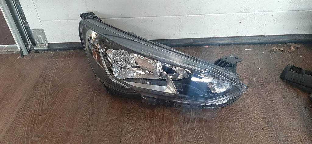 Frontscheinwerfer Ford Focus MX7B-13E014-CD LED Rechts Scheinwerfer Headlight