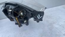 Load image into Gallery viewer, Frontscheinwerfer Kia Venga 921021P000 Rechts Scheinwerfer Headlight