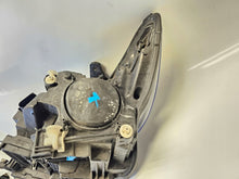 Laden Sie das Bild in den Galerie-Viewer, Frontscheinwerfer Mercedes-Benz Vito W447 A4479064700 Full LED Rechts Headlight