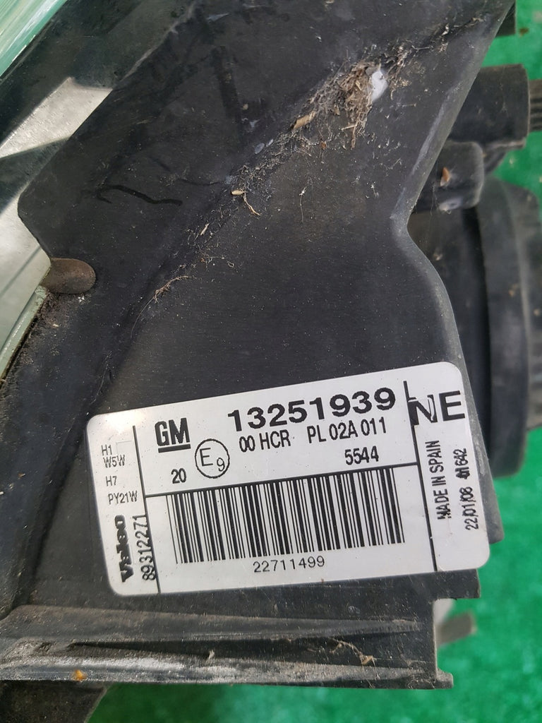 Frontscheinwerfer Opel Vectra C 13251939 Ein Stück (Rechts oder Links) Headlight SCH1404129448cs