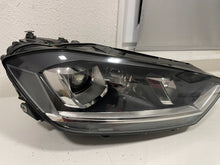 Load image into Gallery viewer, Frontscheinwerfer VW Golf Sportsvan 517941032B Xenon Rechts Headlight SCH9512899971cl