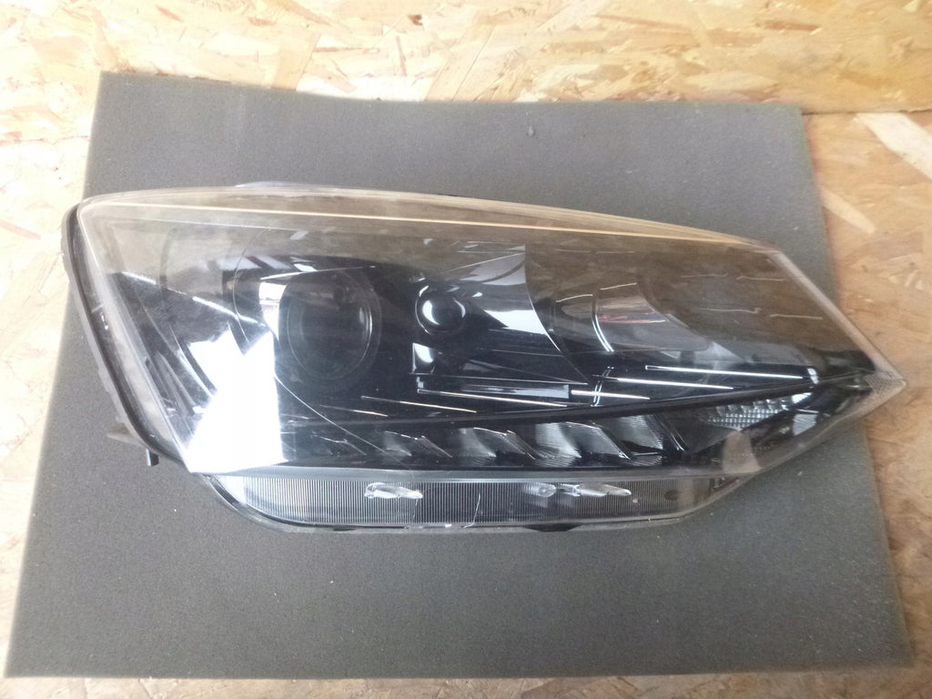 Frontscheinwerfer Skoda Fabia III 6V1941016B Rechts Scheinwerfer Headlight SCH4138869369fa