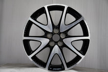Laden Sie das Bild in den Galerie-Viewer, 1x Alufelge 17 Zoll 6.5" 5x100 50ET 8535-5KOD 87169090 Toyota Yaris Rim Wheel FEL2565861906kj