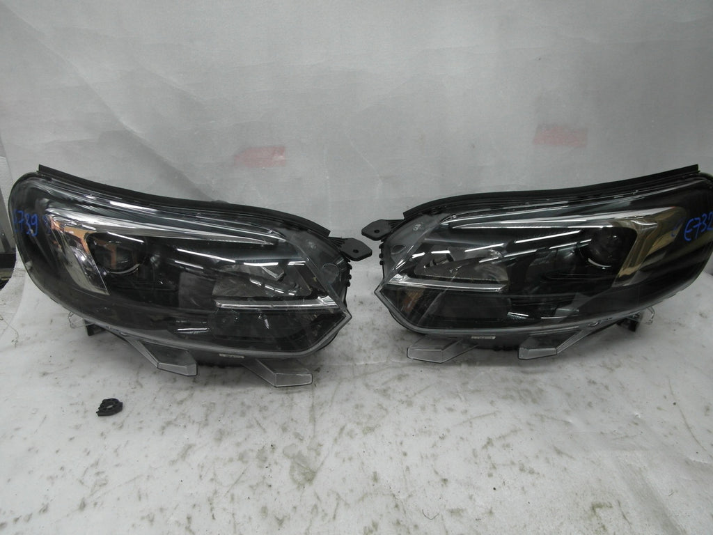 Frontscheinwerfer Opel Zafira 9832836480-00 Xenon Ein Stück (Rechts oder Links)