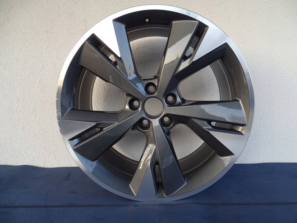 1x Alufelge 20 Zoll 5x112 45ET 89A601025L Audi E-Tron Sportback Q4 Rim Wheel FEL4911148908kr
