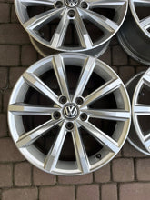 Load image into Gallery viewer, 4x Alufelge 17 Zoll 7.0" 5x112 40ET 3G0601025BP VW Passat B8 Beetle Touran FEL3811640122eb