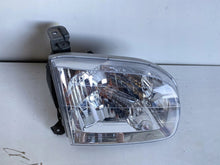 Load image into Gallery viewer, Frontscheinwerfer Toyota Tundra ARO15706 Rechts Scheinwerfer Headlight SCH9623640145ja