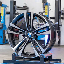 Laden Sie das Bild in den Galerie-Viewer, 4x Alufelge 18 Zoll 8.0" 5x120 34ET Glanz Silber BMW E46 E91 F30 E90 E92 F31 FEL7075314886kb
