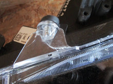 Laden Sie das Bild in den Galerie-Viewer, Frontscheinwerfer Toyota Corolla 81150-02X10 full LED Links Headlight