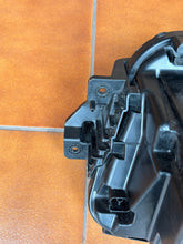 Laden Sie das Bild in den Galerie-Viewer, Frontscheinwerfer Hyundai Tucson NX4E-RH Full LED Rechts Scheinwerfer Headlight