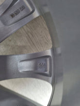 Laden Sie das Bild in den Galerie-Viewer, 1x Alufelge 17 Zoll 5x110 13269541 Opel Meriva B Rim Wheel FEL7909235398pt