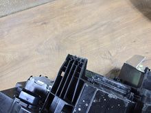 Laden Sie das Bild in den Galerie-Viewer, Frontscheinwerfer VW Passat 3J1941006 Rechts Scheinwerfer Headlight SCH3918227051ks