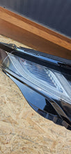 Laden Sie das Bild in den Galerie-Viewer, Frontscheinwerfer Land Rover Range I Evoque GJ32-13W029EA Xenon Links Headlight SCH3712542789qu