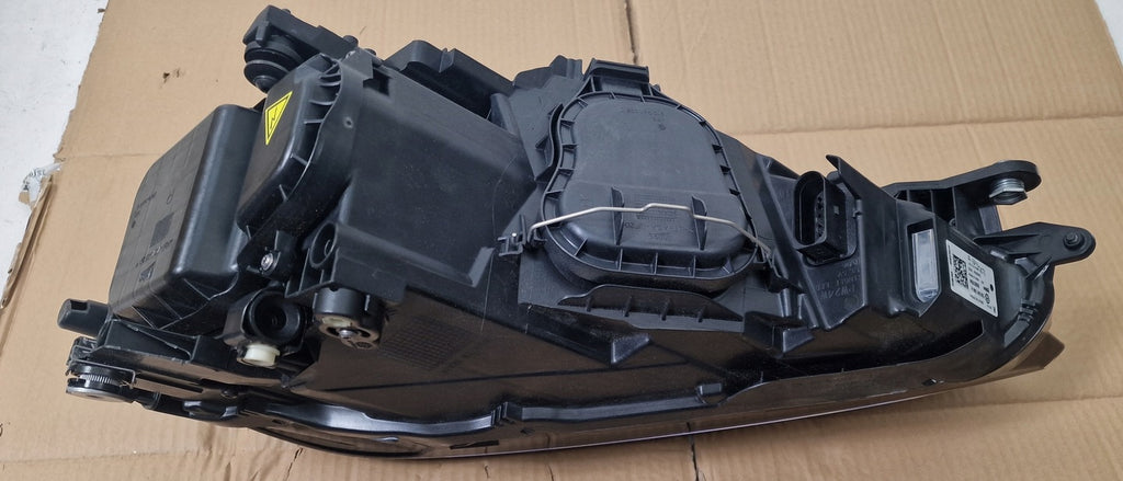 Frontscheinwerfer VW Sportsvan 518941040A Rechts Scheinwerfer Headlight SCH8922931577ur